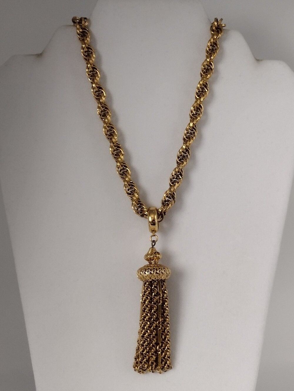 Monet Damita Gold-Tone Rope Chain Tassel Pendant Necklace Vintage Book Piece